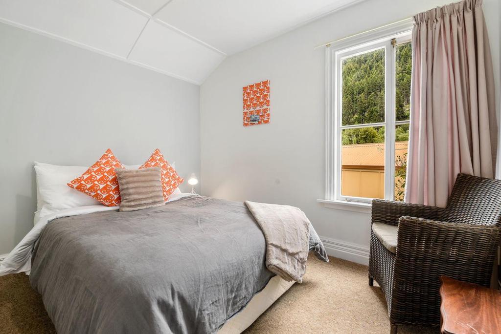 Central Peach - Queenstown Holiday Home Zewnętrze zdjęcie