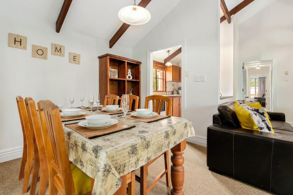 Central Peach - Queenstown Holiday Home Zewnętrze zdjęcie