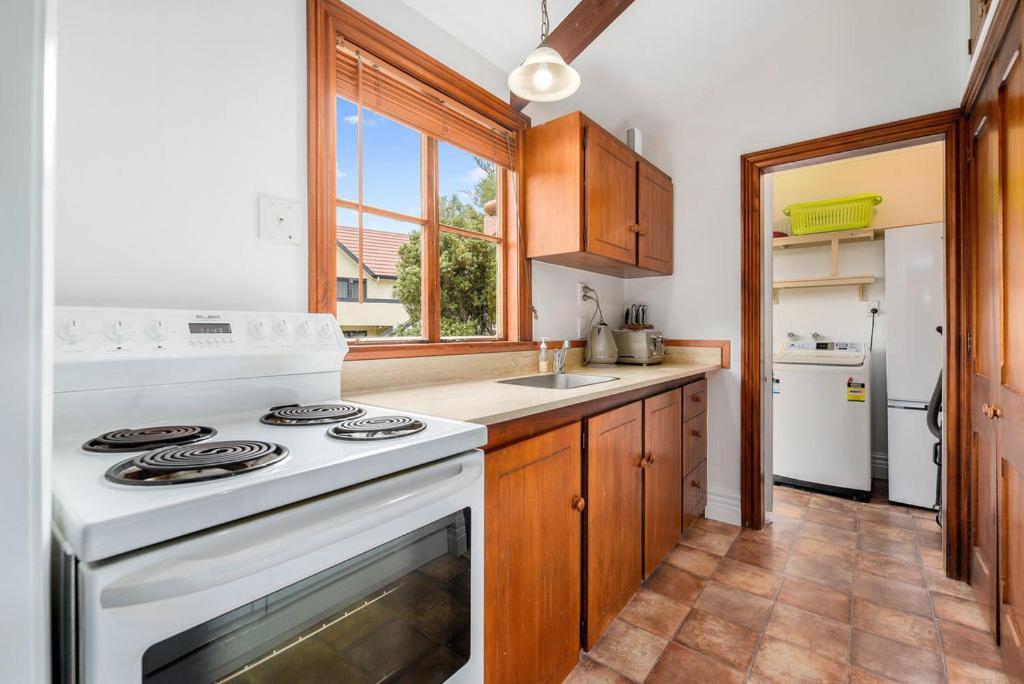 Central Peach - Queenstown Holiday Home Zewnętrze zdjęcie